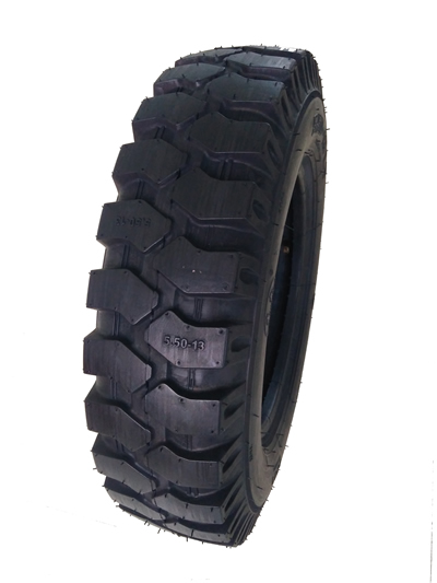 礦山專用輪胎2.jpg